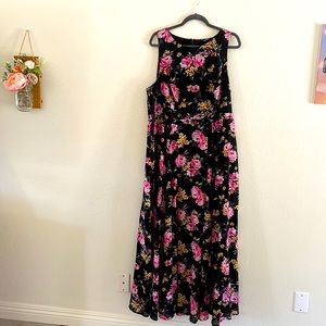 Torrid size 18 maxi dress